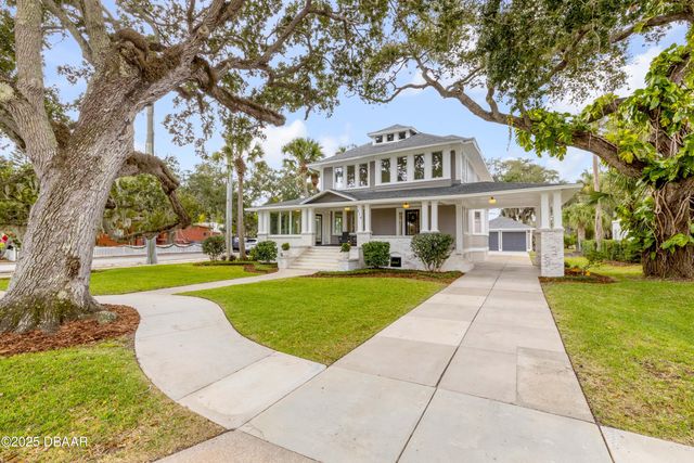 214 S Riverside Drive, New Smyrna Beach, FL 32168
