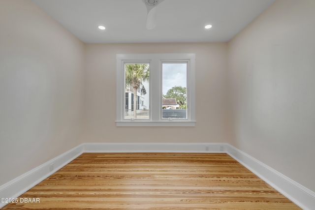 214 S Riverside Drive, New Smyrna Beach, FL 32168