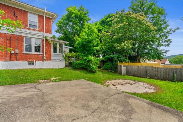1014 East Susquehanna Street, Allentown City, PA 18103