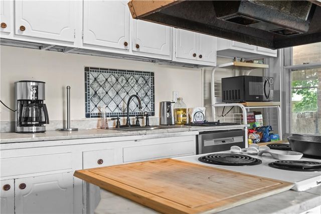 1014 East Susquehanna Street, Allentown City, PA 18103