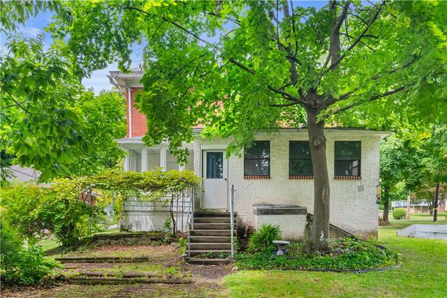 1014 East Susquehanna Street, Allentown City, PA 18103