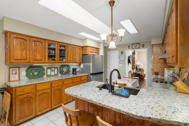 2 W Andalusia Way, Hot Springs Village, AR 71909