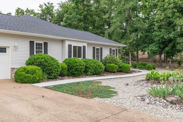 2 W Andalusia Way, Hot Springs Village, AR 71909