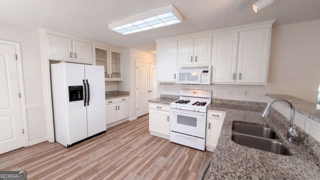 310 Hunters Chase, Mcdonough, GA 30253