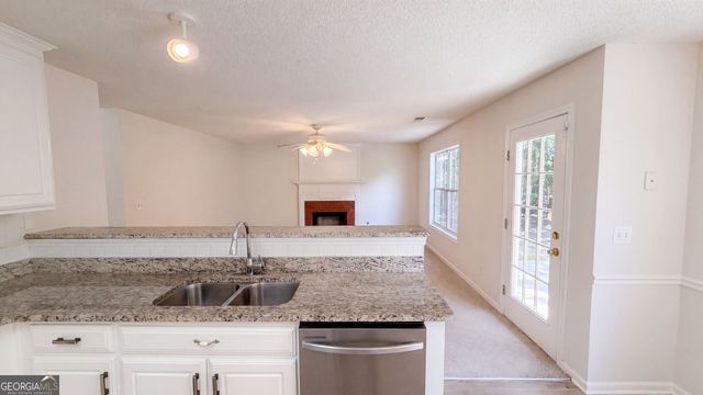 310 Hunters Chase, Mcdonough, GA 30253