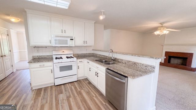 310 Hunters Chase, Mcdonough, GA 30253