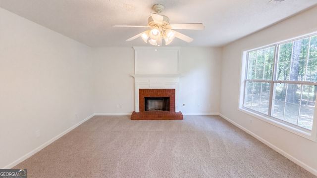 310 Hunters Chase, Mcdonough, GA 30253