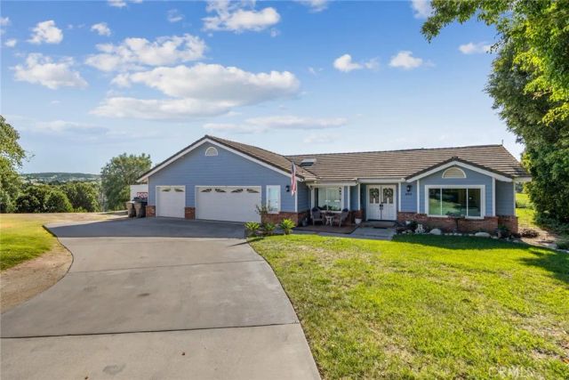 804 El Paisano, Fallbrook, CA 92028