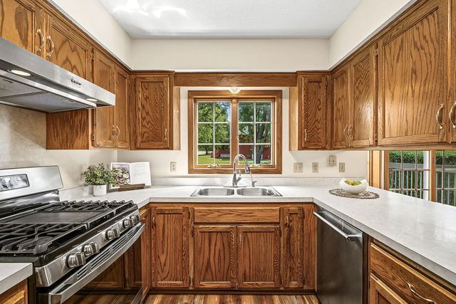16205 Logarto Lane, Lakeville, MN 55044