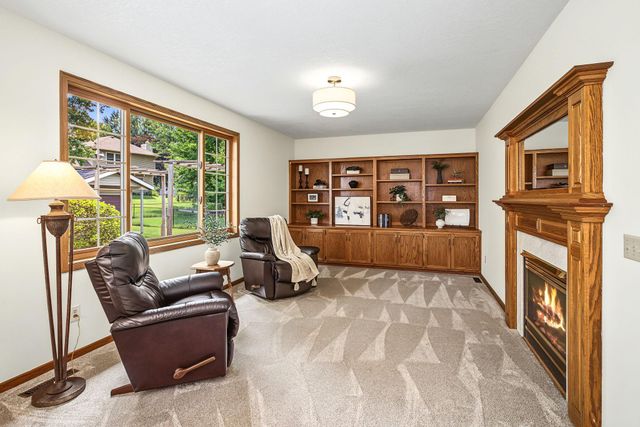 16205 Logarto Lane, Lakeville, MN 55044
