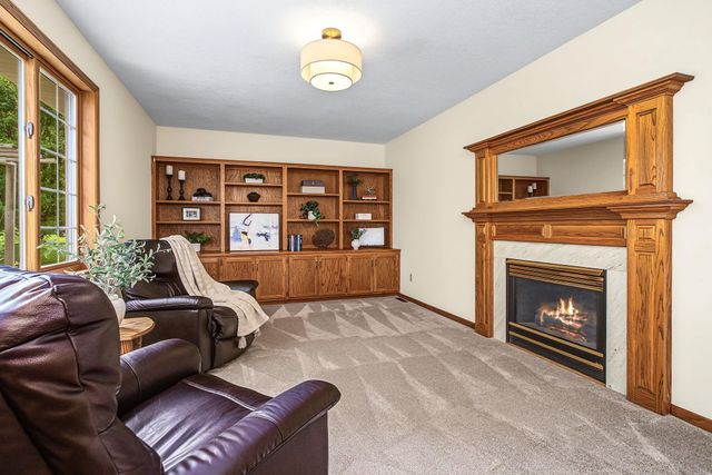 16205 Logarto Lane, Lakeville, MN 55044