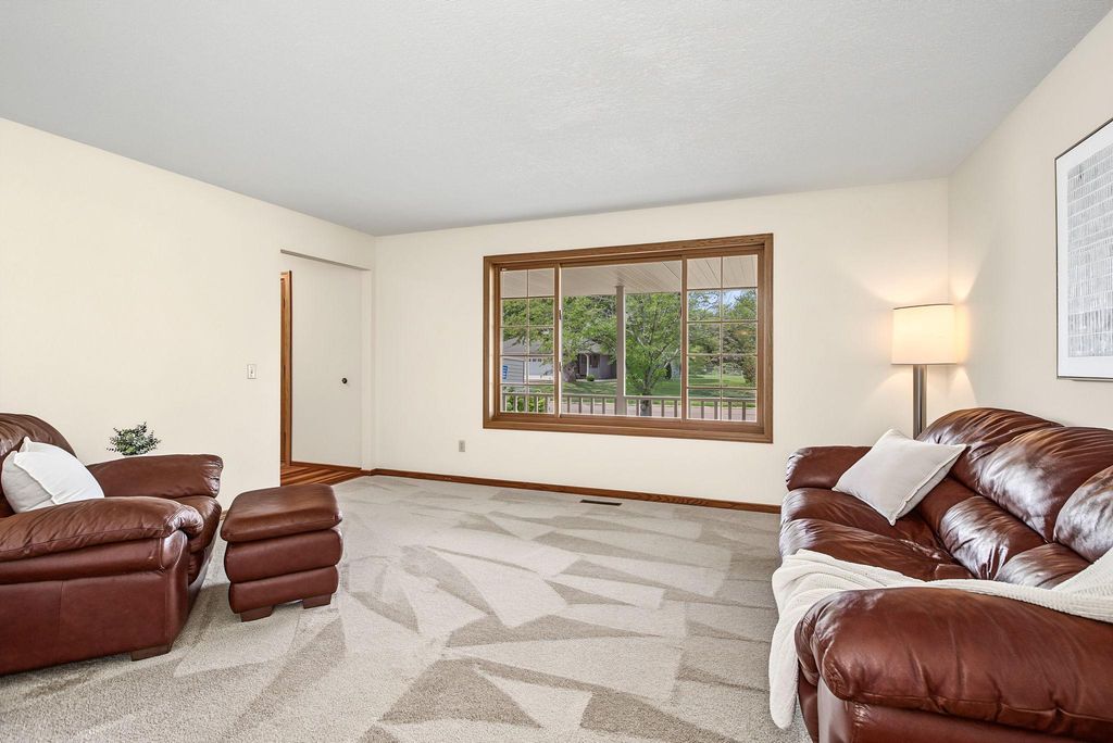 16205 Logarto Lane, Lakeville, MN 55044 — photo 5