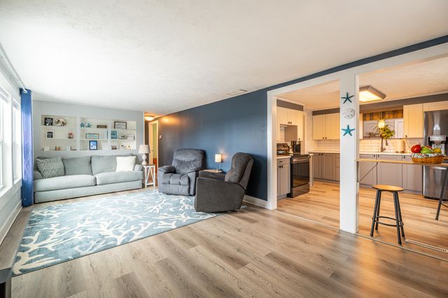 19276 4th Street, Chippewa Twp, MI 49320