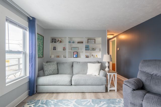 19276 4th Street, Chippewa Twp, MI 49320