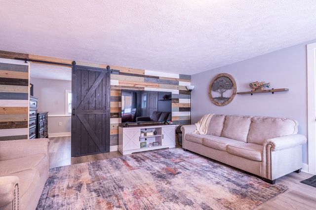 19276 4th Street, Chippewa Twp, MI 49320