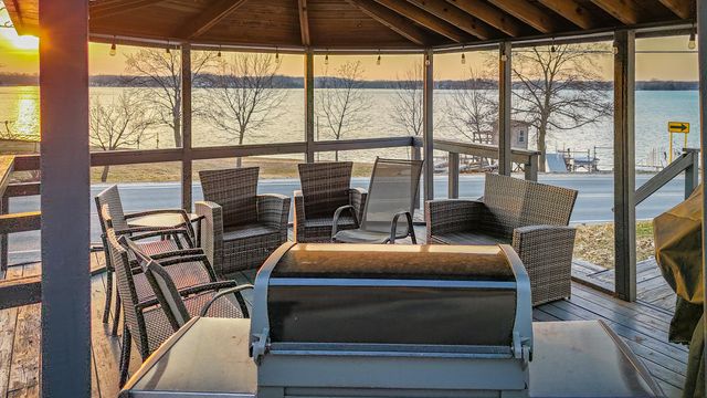 19276 4th Street, Chippewa Twp, MI 49320