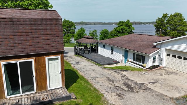 19276 4th Street, Chippewa Twp, MI 49320