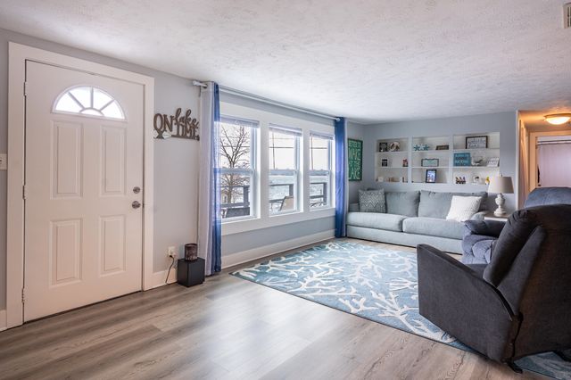 19276 4th Street, Chippewa Twp, MI 49320