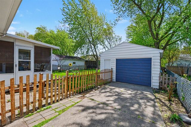 1228 Griswold Street, Grand Rapids, MI 49507