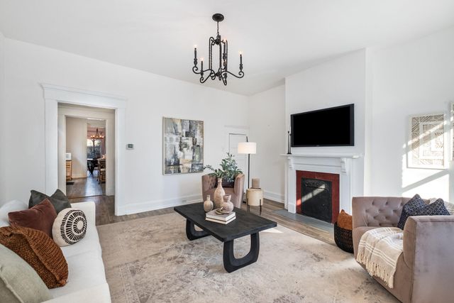 302 W 7th Street, Covington, KY 41011