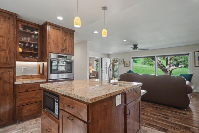 12628 Hillside Dr, Sutter Creek, CA 95685