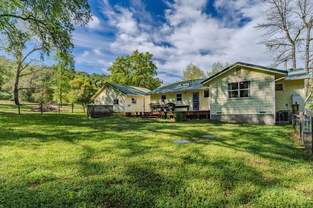 12628 Hillside Dr, Sutter Creek, CA 95685