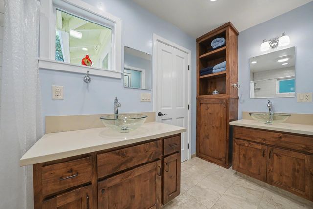 12628 Hillside Dr, Sutter Creek, CA 95685