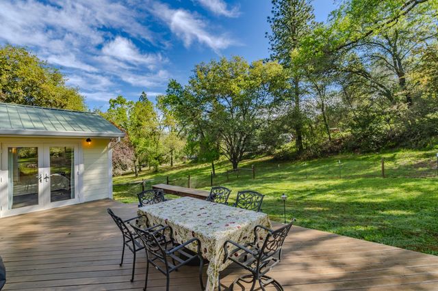 12628 Hillside Dr, Sutter Creek, CA 95685