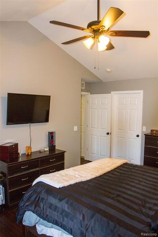 13367 Forest Ridge Boulevard 7, Sterling Heights, MI 48313