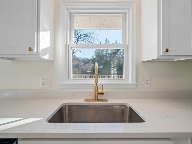 2974 Penn Forest BLVD, Roanoke, VA 24018