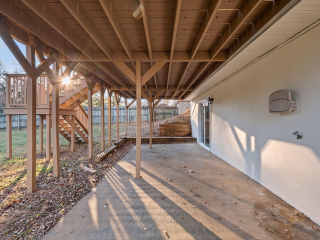 2974 Penn Forest BLVD, Roanoke, VA 24018