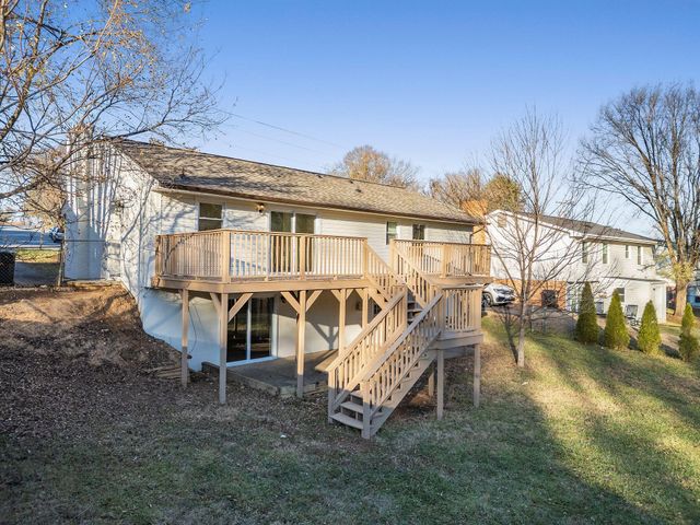 2974 Penn Forest BLVD, Roanoke, VA 24018