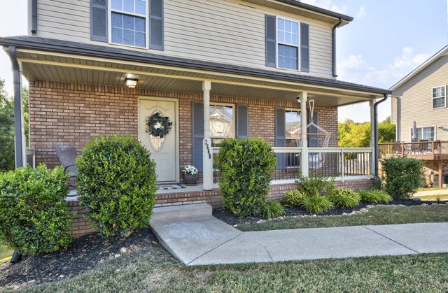 2660 Arthurs Ct, Clarksville, TN 37040