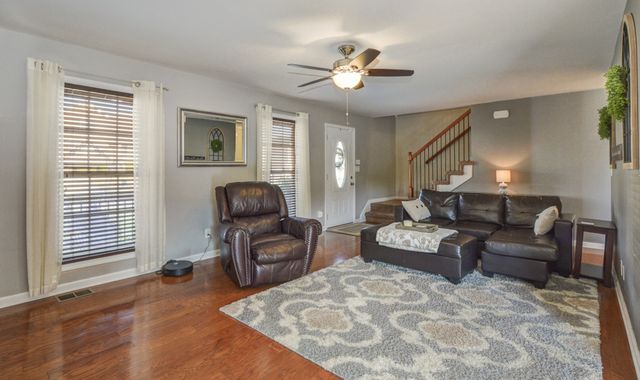 2660 Arthurs Ct, Clarksville, TN 37040