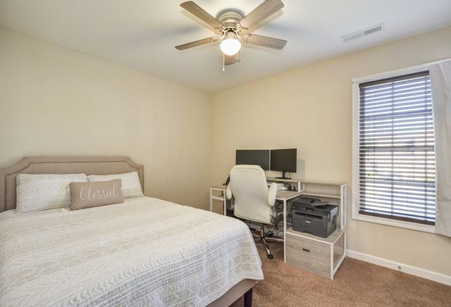 2660 Arthurs Ct, Clarksville, TN 37040