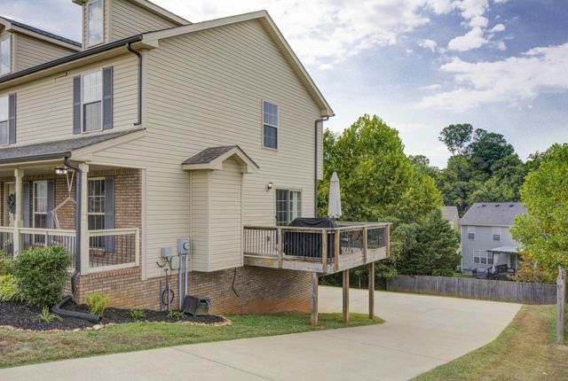 2660 Arthurs Ct, Clarksville, TN 37040