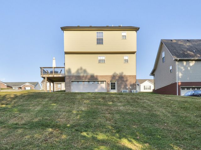 2660 Arthurs Ct, Clarksville, TN 37040
