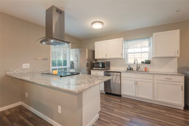 2211 Yewpon Drive, Carrollton, TX 75007