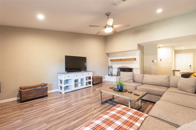 2211 Yewpon Drive, Carrollton, TX 75007