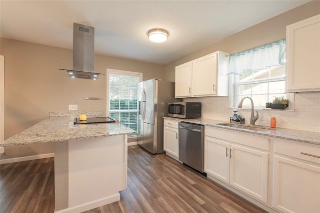 2211 Yewpon Drive, Carrollton, TX 75007