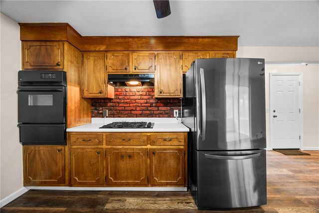 4 Shepard Lane, Ogden, NY 14624