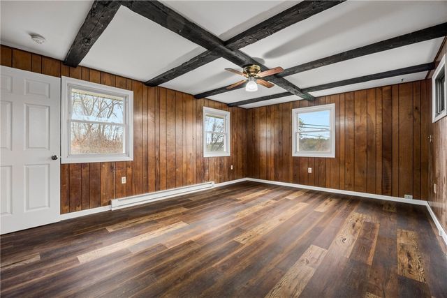 4 Shepard Lane, Ogden, NY 14624