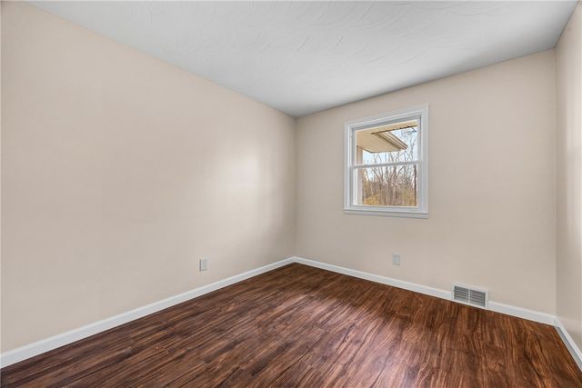 4 Shepard Lane, Ogden, NY 14624