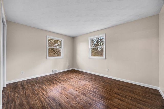 4 Shepard Lane, Ogden, NY 14624