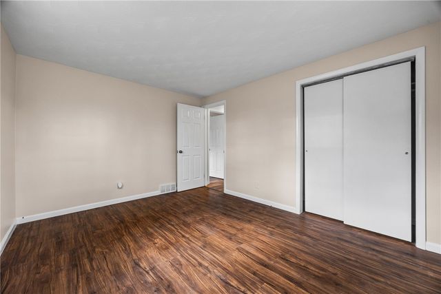 4 Shepard Lane, Ogden, NY 14624