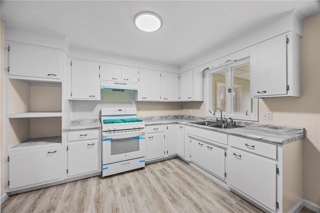 4 Shepard Lane, Ogden, NY 14624