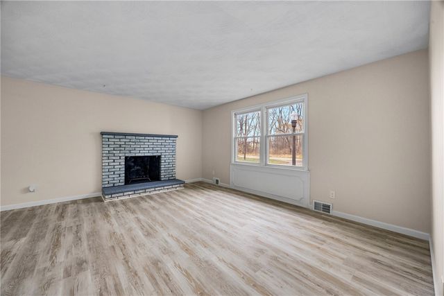 4 Shepard Lane, Ogden, NY 14624