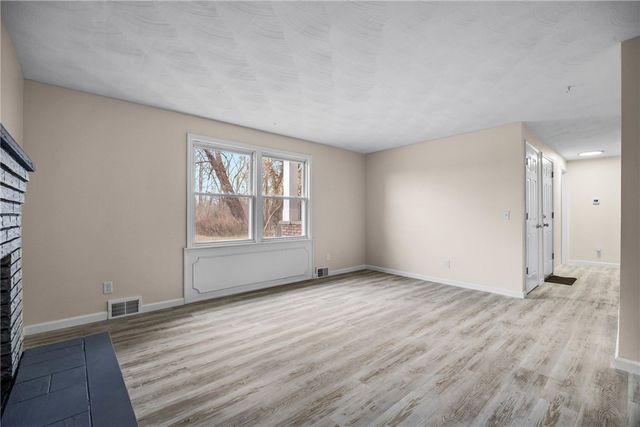 4 Shepard Lane, Ogden, NY 14624