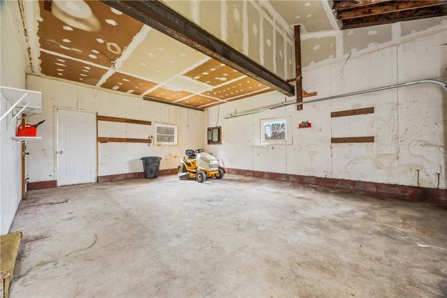 4 Shepard Lane, Ogden, NY 14624