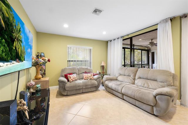 2963 Carambola Circle S, Coconut Creek, FL 33066
